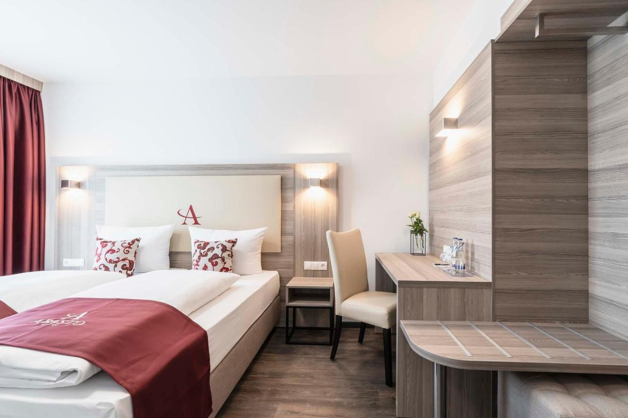 Abasto Hotel Muenchen Feldmoching Ngoại thất bức ảnh