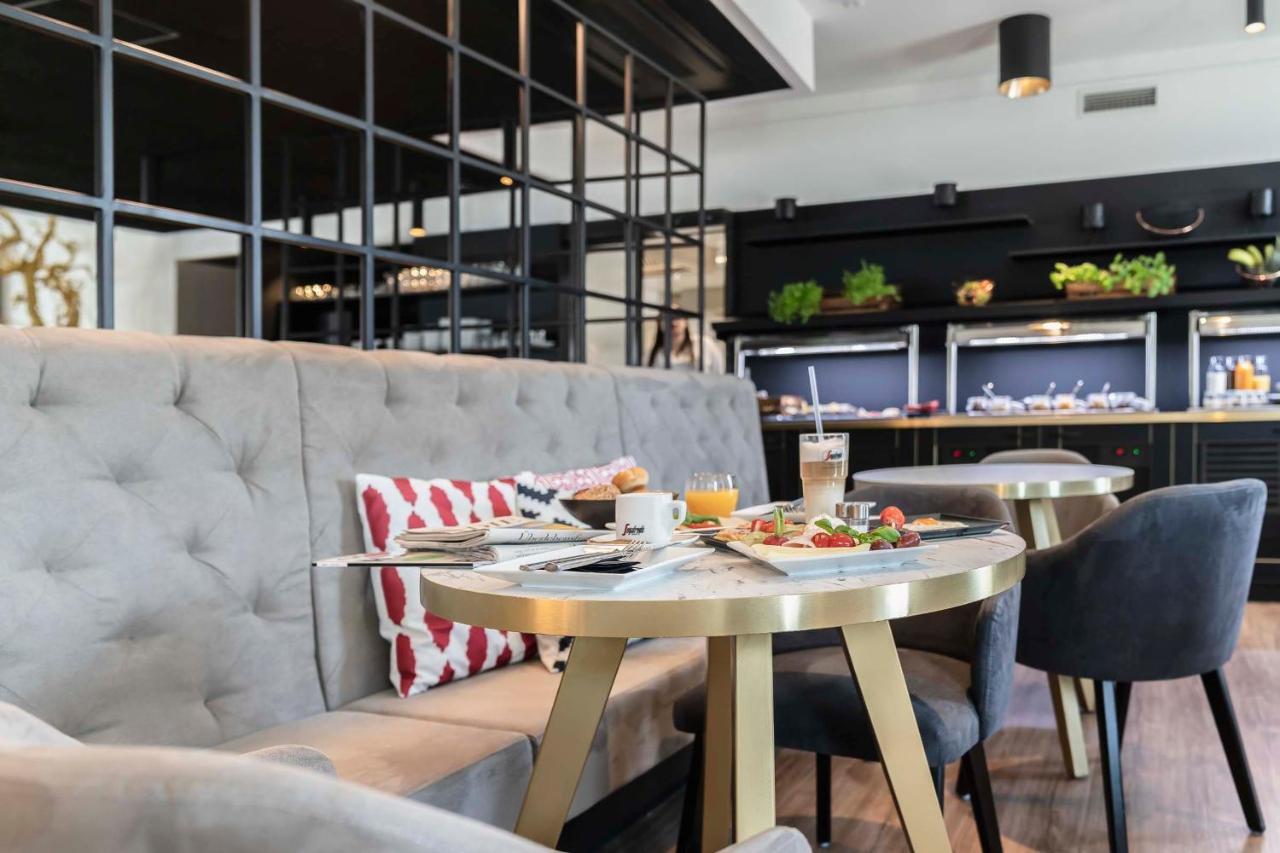 Abasto Hotel Muenchen Feldmoching Ngoại thất bức ảnh