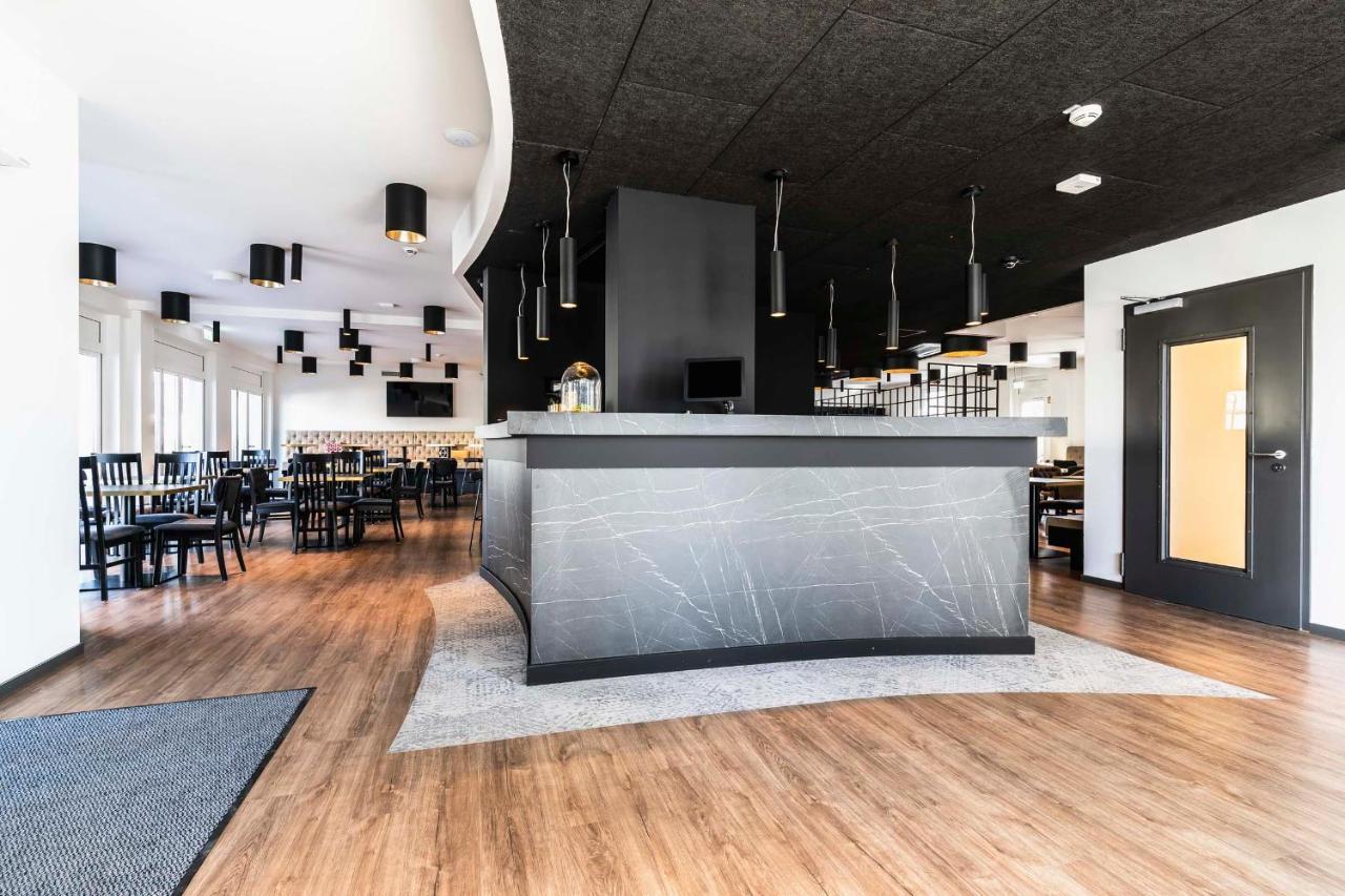 Abasto Hotel Muenchen Feldmoching Ngoại thất bức ảnh
